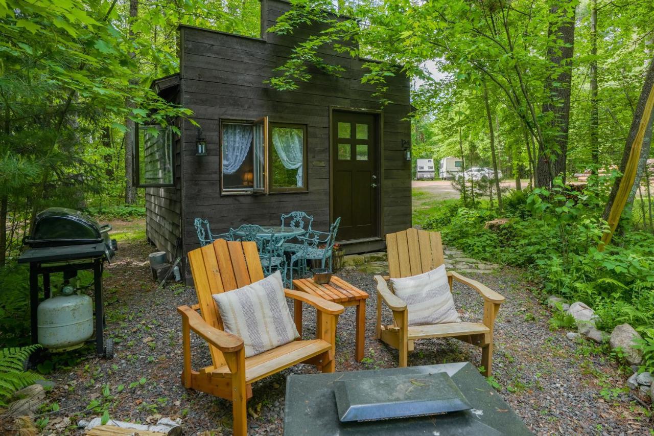 Vintage Wild West Tiny Hotel In The Woods! Pine City Eksteriør billede
